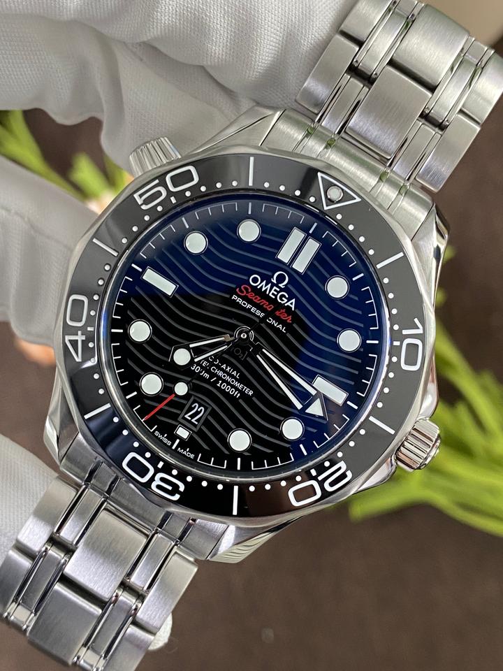 Omega Seamaster Diver 300 M — zdjęcie 2