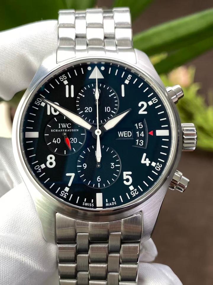 IWC Pilot — zdjęcie 2