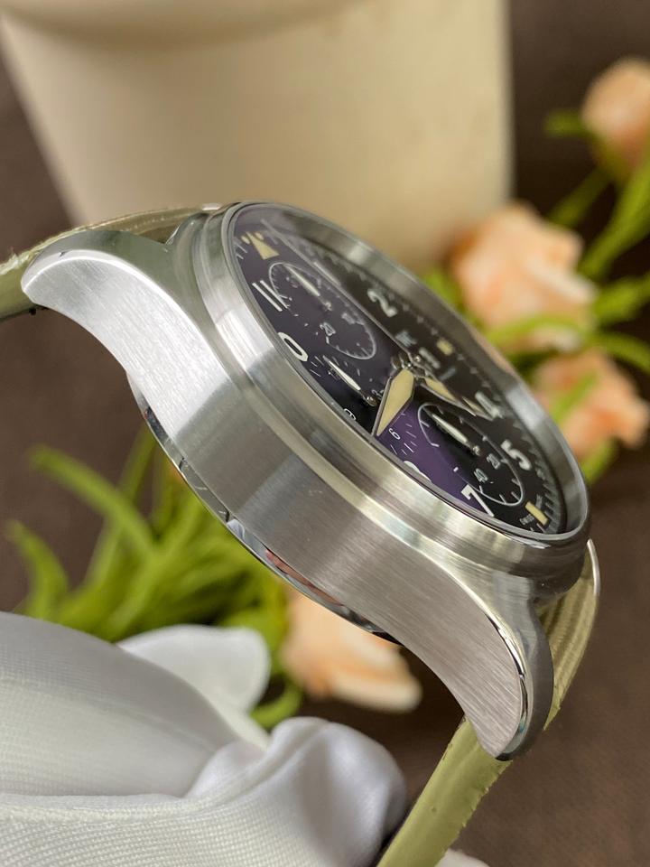 IWC Pilot Spitfire Chronograph — zdjęcie 5