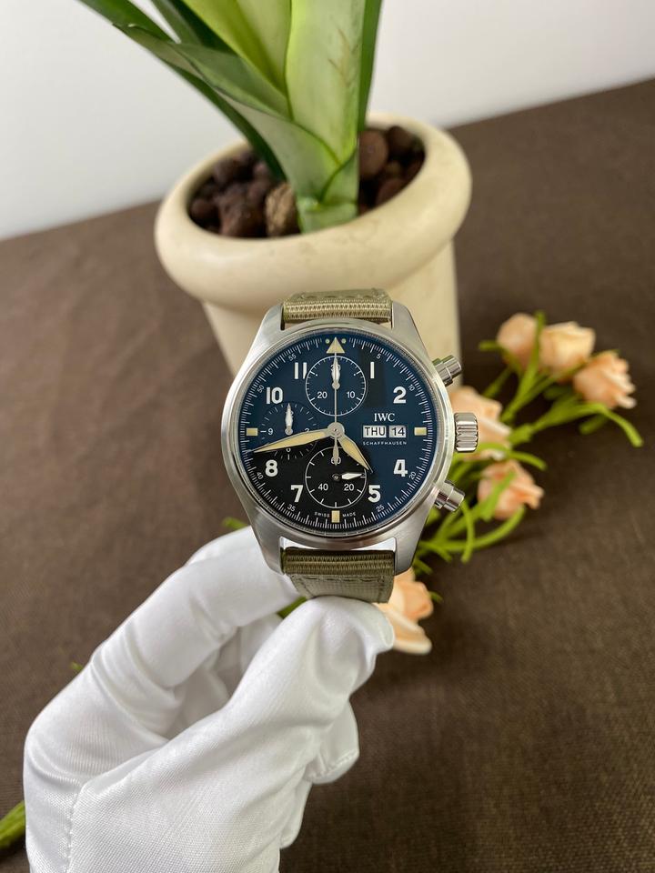 IWC Pilot Spitfire Chronograph — zdjęcie 9