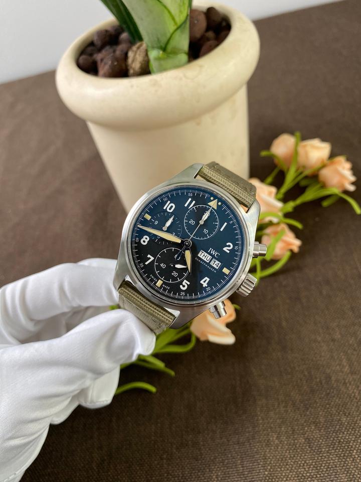 IWC Pilot Spitfire Chronograph — zdjęcie 8