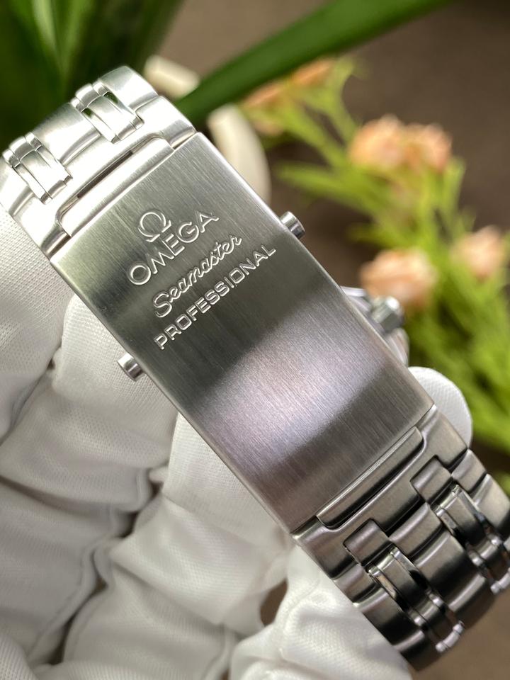 Omega Seamaster Diver 300 M — zdjęcie 6