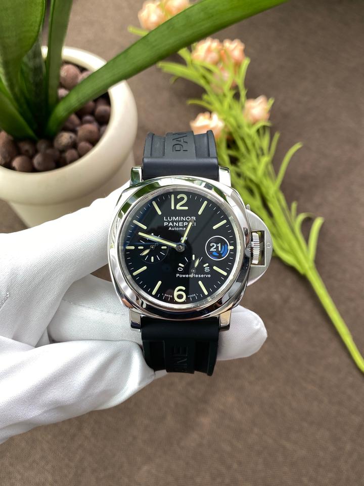 Panerai Luminor Power Reserve — zdjęcie 7