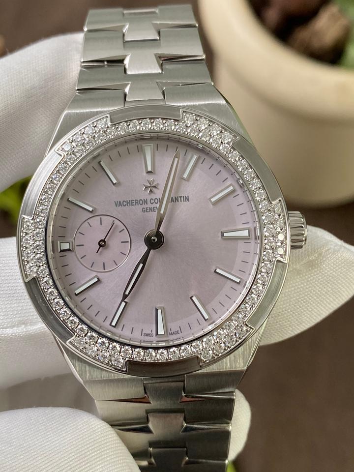 Vacheron Constantin Overseas