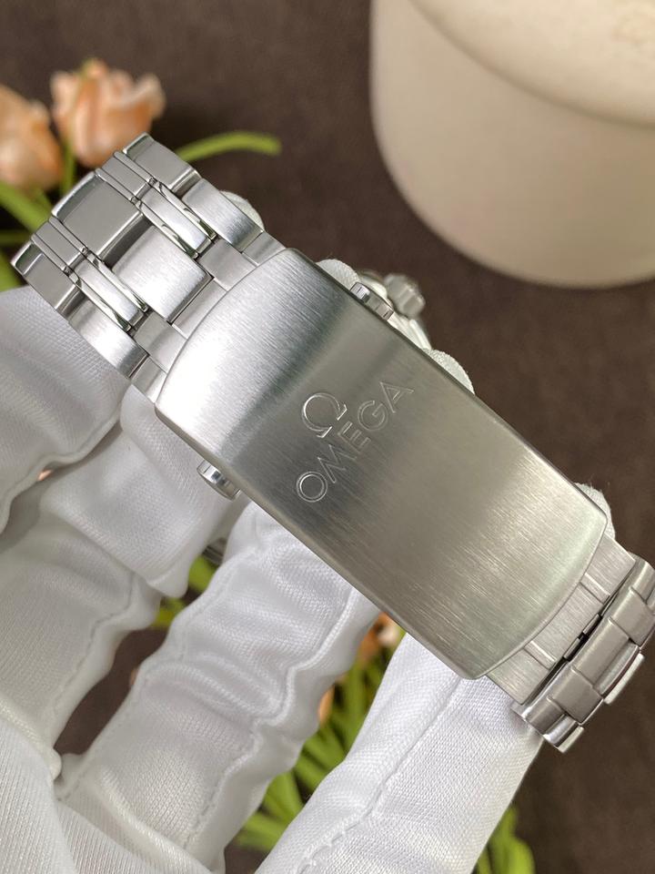 Omega Seamaster Diver 300 M — zdjęcie 6