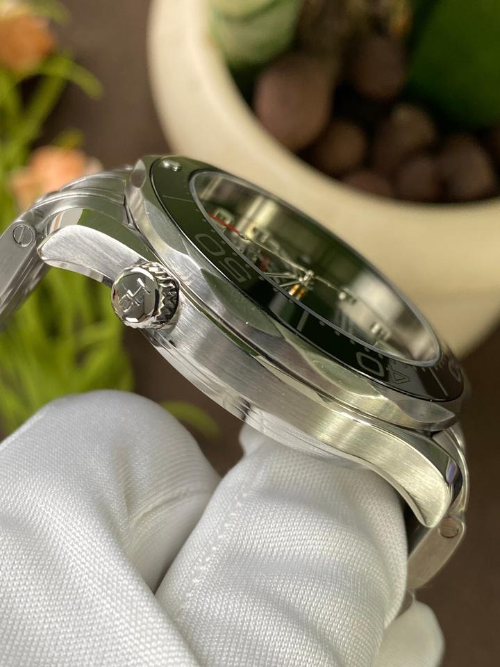 Omega Seamaster Diver 300 M — zdjęcie 5