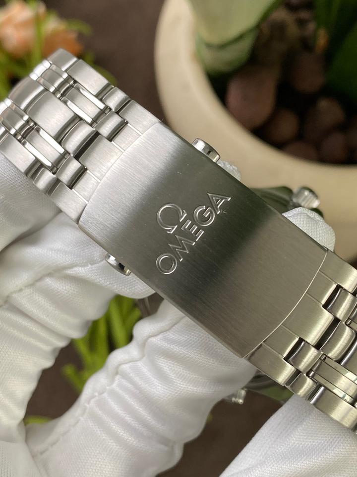 Omega Seamaster Diver 300 M — zdjęcie 6