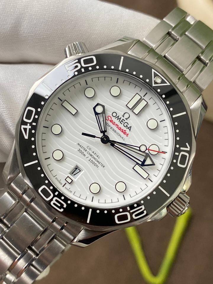 Omega Seamaster Diver 300 M — zdjęcie 3