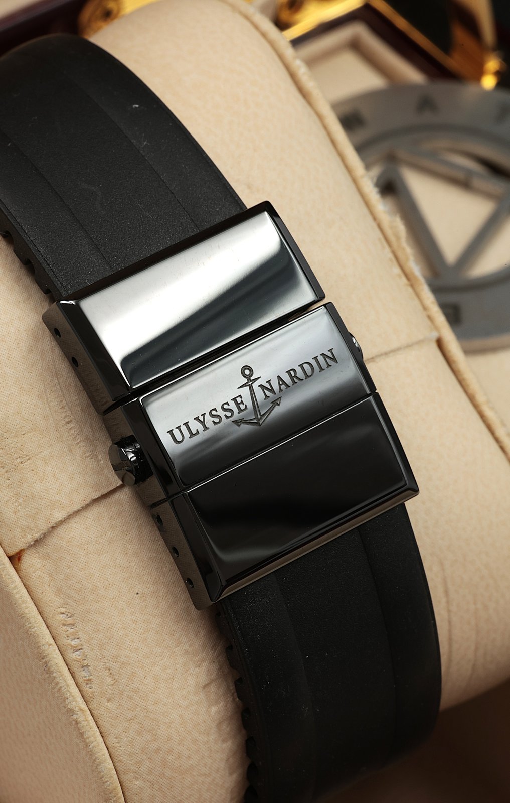 Ulysse Nardin Executive Dual Time — zdjęcie 13