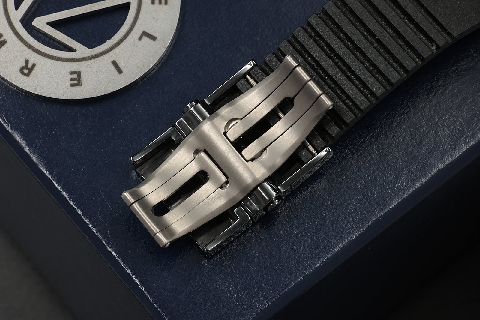 Ulysse Nardin Executive Dual Time — zdjęcie 15