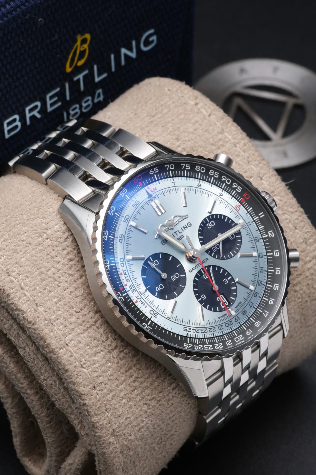 Breitling Navitimer B01 Chronograph 43 — zdjęcie 2