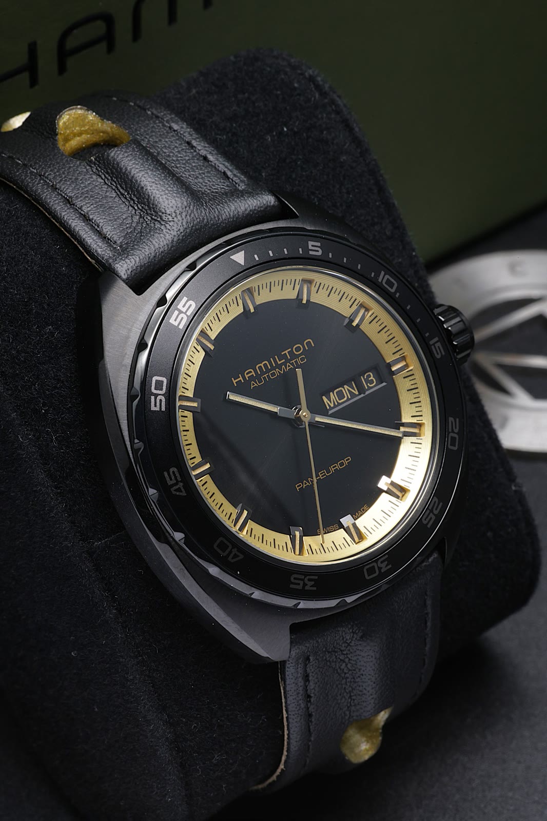 Hamilton Pan-Europ Day Date — zdjęcie 2