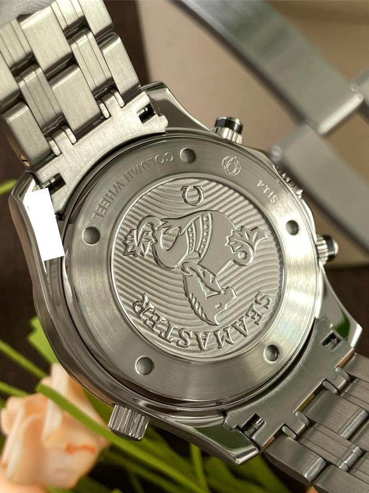Omega Seamaster Diver 300 M — zdjęcie 7