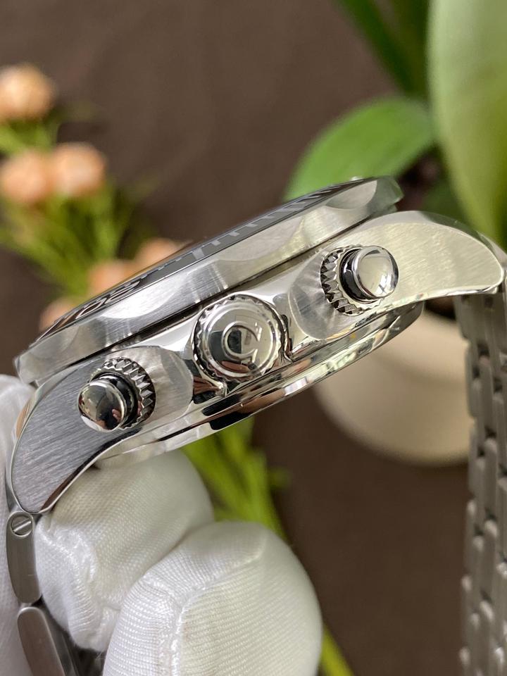 Omega Seamaster Diver 300 M — zdjęcie 4
